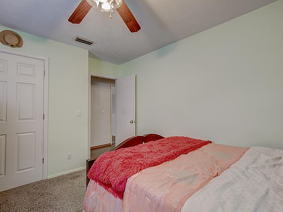 5th image of 3916 Sierra Madre Dr N