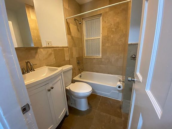5th image of 72 Campbell Ave APT 2