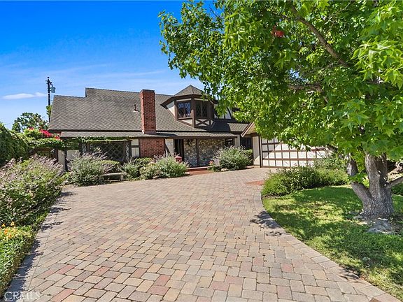 2nd image of 3142 Quail Run Rd