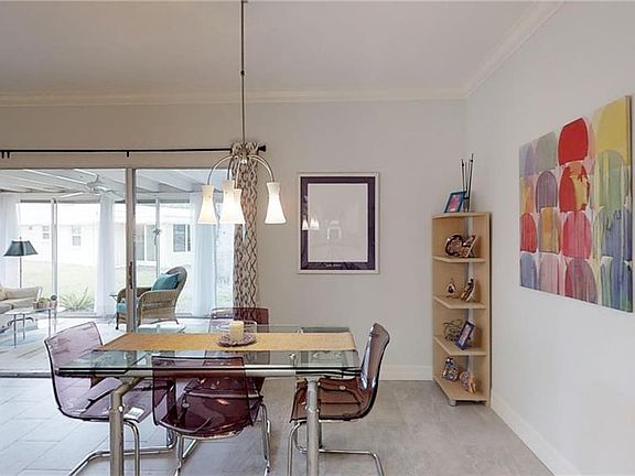 5th image of 5807 Tidewood Ave #23