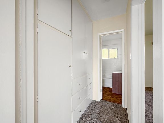 4th image of 227 W Alameda Ave #H