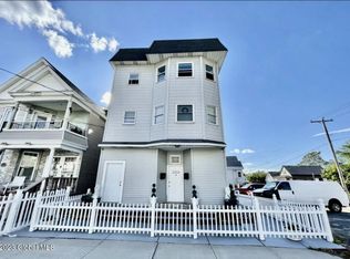 1633 Carrie St, Schenectady, NY 12308