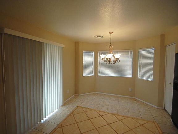 3rd image of 385 W Jersey Way
