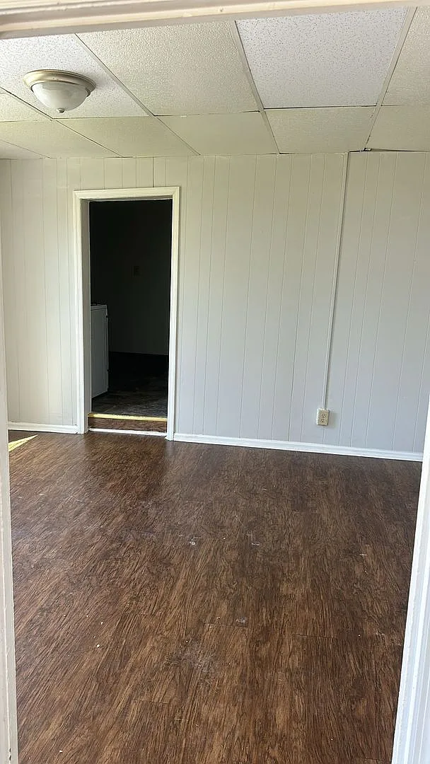 150 Pinecrest — Photo 4