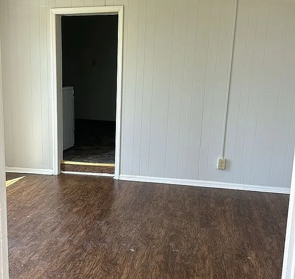 150 Pinecrest St — Photo 1