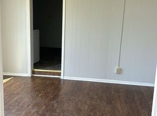 150 Pinecrest, Paris, KY 40361