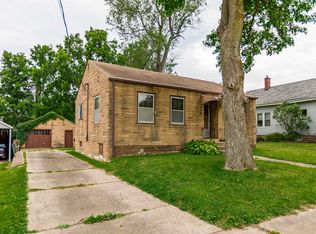 716 Climer St, Muscatine, IA 52761