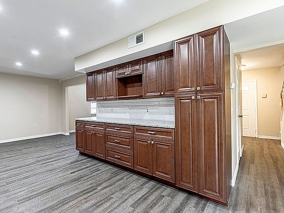 4th image of 3477 Hawkin Dr