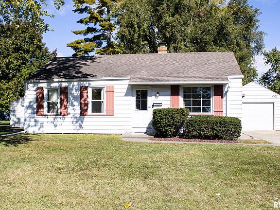 3rd image of 2223 W Overbrook Dr