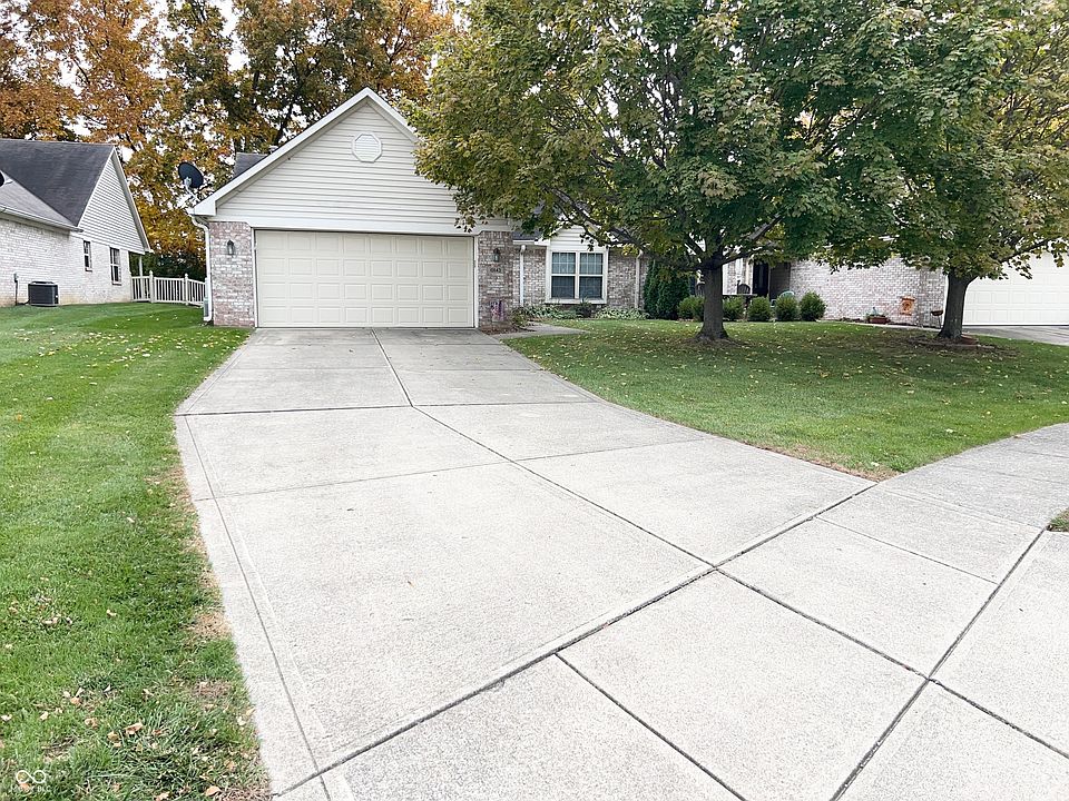 10843 Stable Dr, Indianapolis, IN 46239 | Zillow