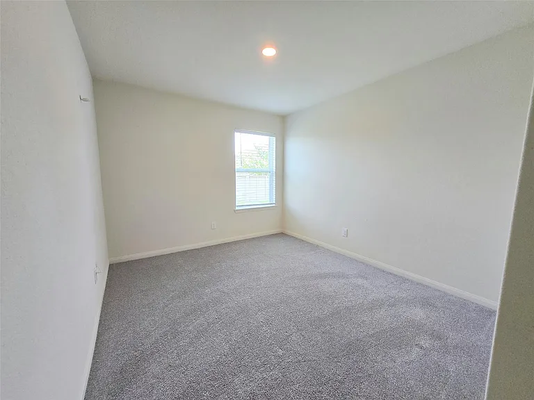 380 Stone Gage Dr — Photo 16