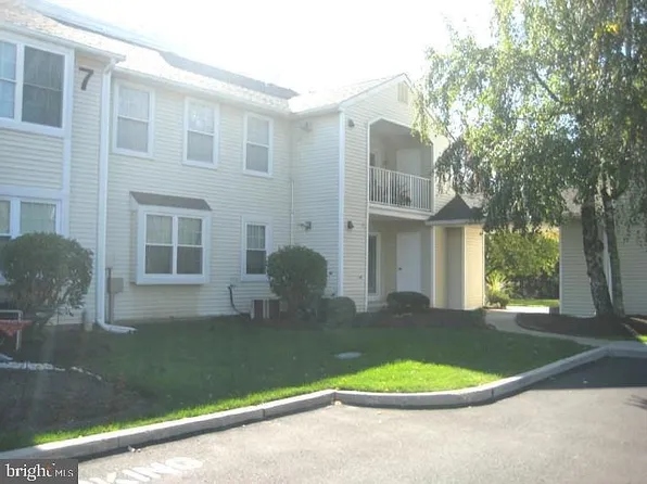 706 Steamboat Sta, Southampton, PA 18966