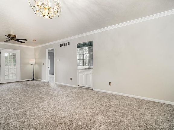 5th image of 5440 Asbury Lake Dr Unit 9