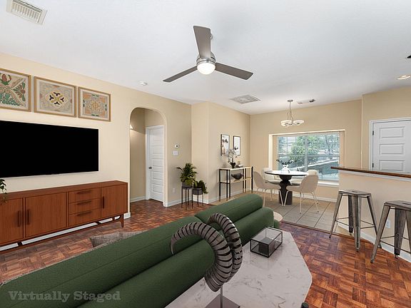 4th image of 2829 Saville Loop #17C