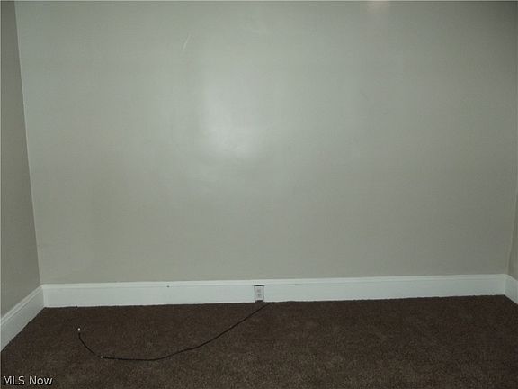 5th image of 13807 Horner Ave