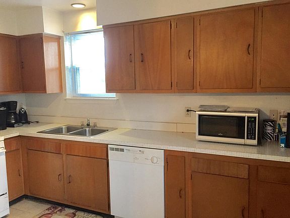 5th image of 130 Labarre Dr APT H
