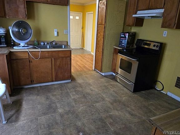 5th image of 3339 Church Ave Unit 2