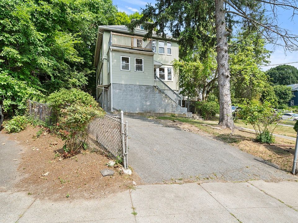 1st image of 391 Poplar St