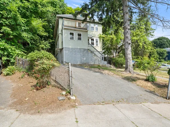 391 Poplar St, Roslindale, MA 02131