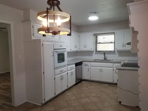 37 Sequoyah Blvd — Photo 4