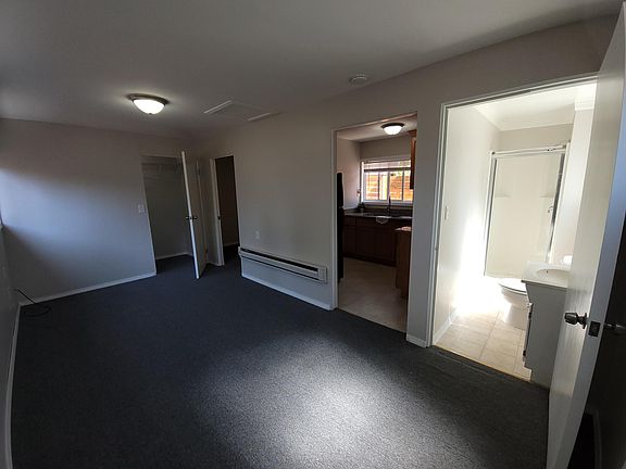 Living/Dining area