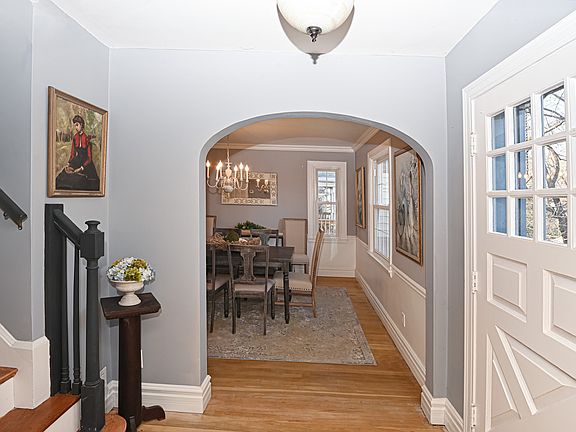 4th image of 3509 Linwood Ave
