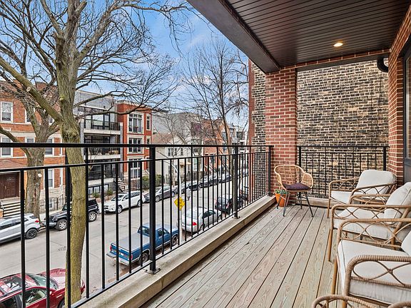 5th image of 1078 N Paulina St #2