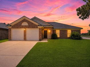 4402 Leyland Dr, Pearland, TX 77584