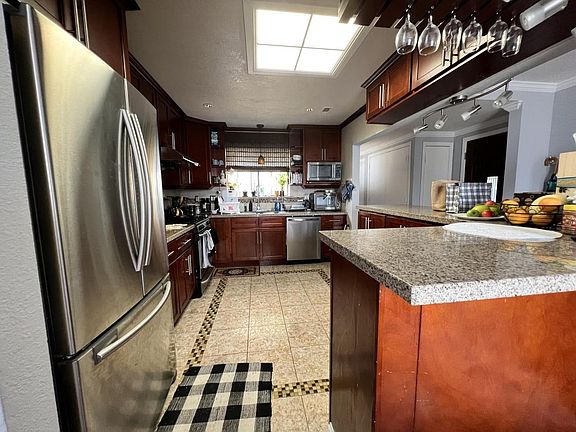 5th image of 33 S Parkview Ave