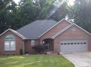708 Monticello Dr, Fort Mill, SC 29708