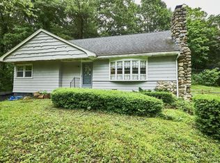 220 High St, Topsfield, MA 01983