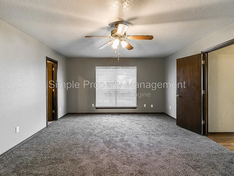 3837 Sunward Cir — Photo 12