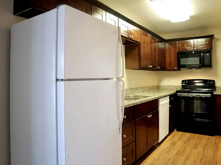 490 Washington Blvd, Fremont (Mission San Jose) — Photo 2