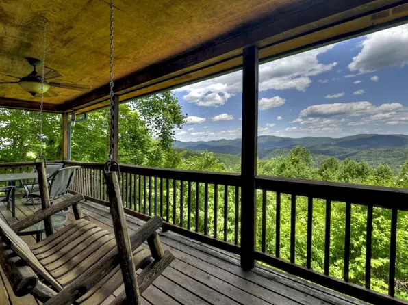 339 Moon Rdg, Blairsville, GA 30512