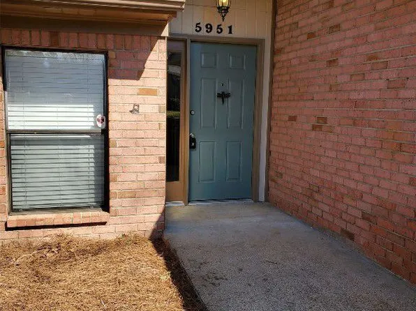 5951 Carmel Dr, Montgomery, AL 36117