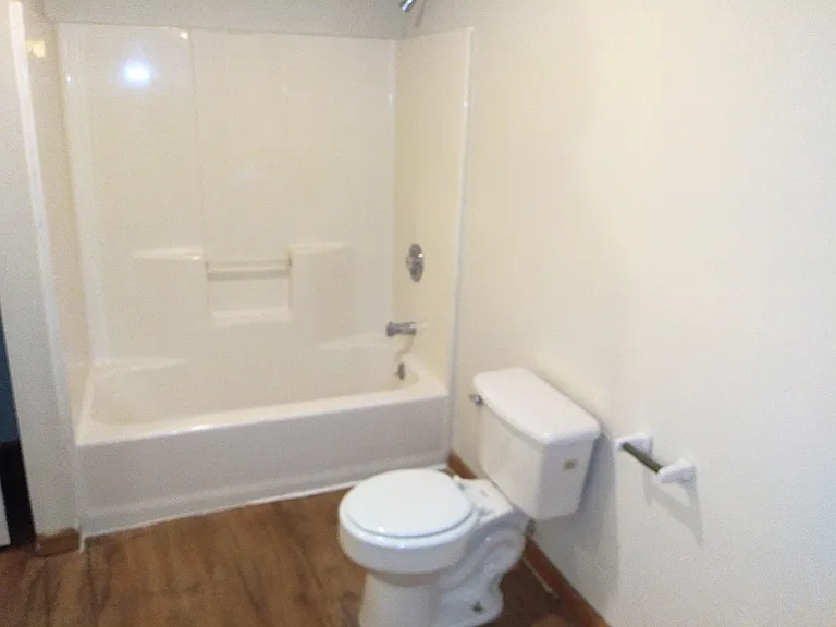 15 Grant St #7 — Photo 6