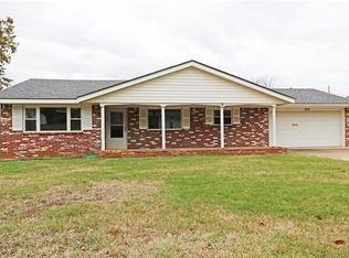 721 Concord Dr, Bartlesville, OK 74006