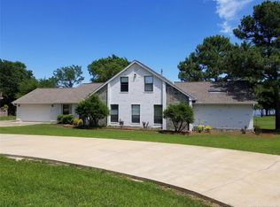 177 Cedar Ridge Rd, Eufaula, OK 74432