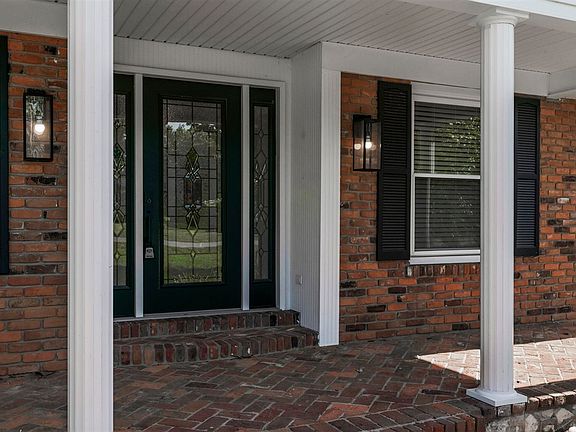 5th image of 1606 Redwood Way