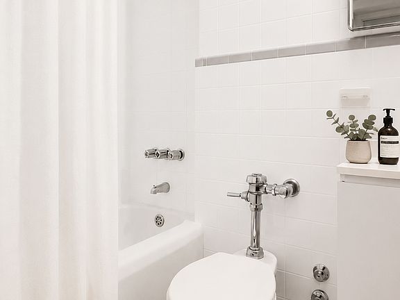 3rd image of 240 E 35th St APT 7B