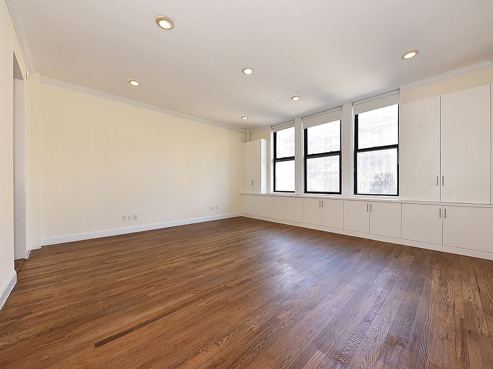 1st image of 1 Sheridan Sq APT 4B