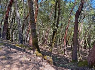 2076 Buckeye Rd, Willits, CA 95490