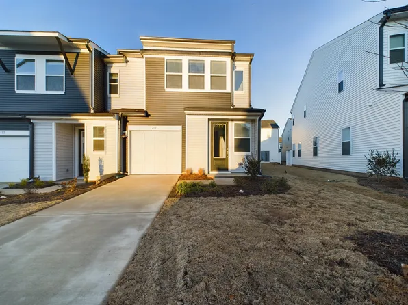 2135 Endeavor Run, Charlotte, NC 28269