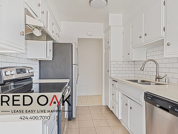 2nd image of 2065 Rodney Dr APT 206