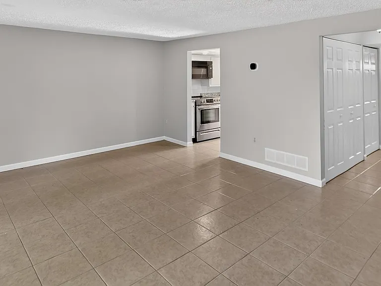 6556 Pennacook Ct — Photo 18