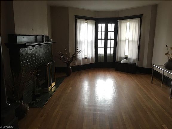 3rd image of 13033 Euclid Ave #234