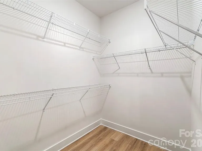 3423 Holabird Ln — Photo 13