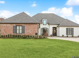 38175 Summerwood Ave, Prairieville, LA 70769