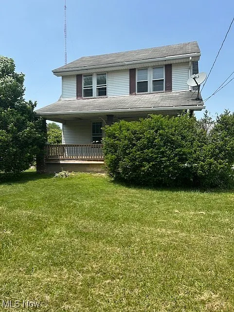 884 E Dewey Ave photo 1