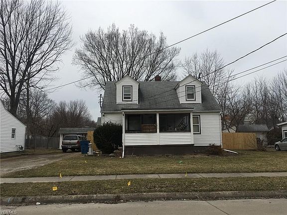 2nd image of 1802 Nichols St